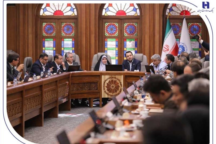 تصویر بانک صادرات ایران در صف نخست حمایت از تولید ملی قرار دارد