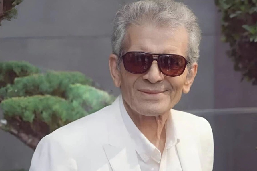 تصویر بازگشت محمد شیری پس از ۹ سال با «خانه دراکولا» تصویر بازگشت محمد شیری پس از ۹ سال با «خانه دراکولا»