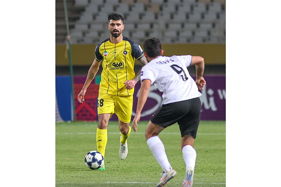 تصویر آخالِ ۱۰ نفره، سپاهانِ پرستاره را به آتش کشید&#47;تساوی دراماتیک با چاشنی شرمندگی