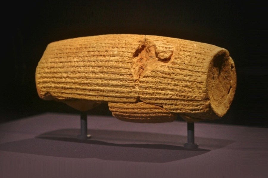 تصویر متن منشور کوروش کبیر منتشر شد