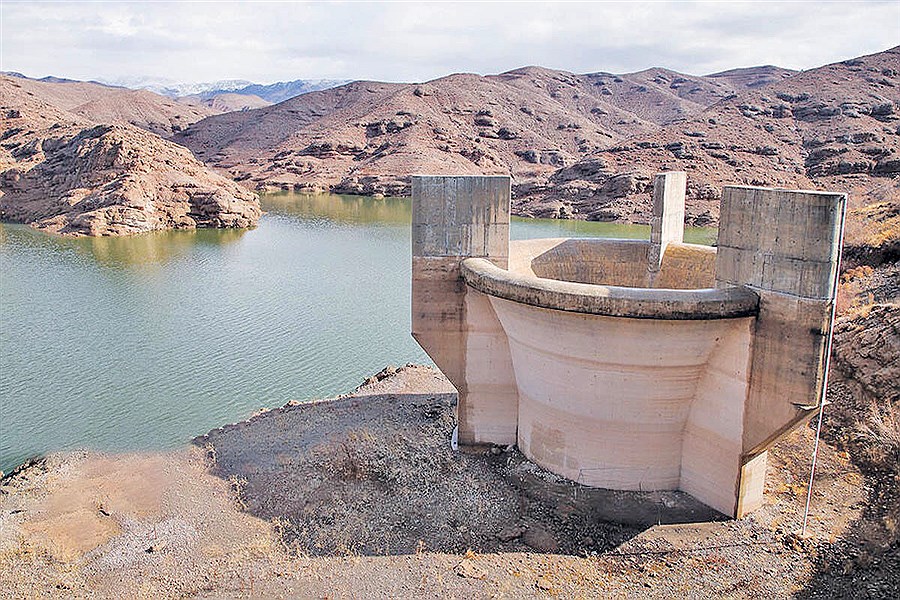 تصویر با ۲۰ درصد صرفه‌جویی در مصرف آب، مشهد می‌تواند از بحران عبور کند