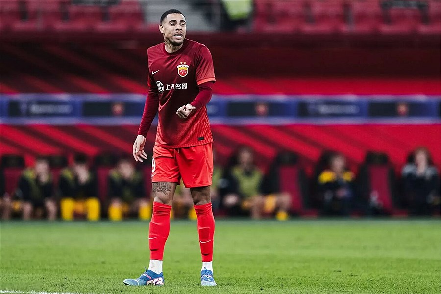 تصویر گزینه جدید اوسمار برای خط حمله پرسپولیس مشخص شد