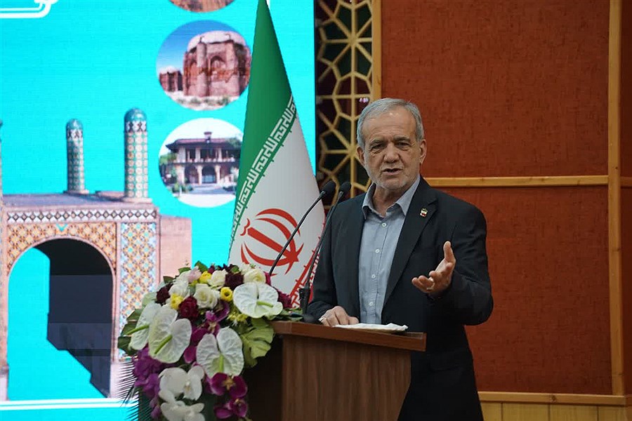 تصویر کسی شایسته مسئولیت است که تجربه، علم و مهارت داشته باشد، نه وابستگی جناحی!