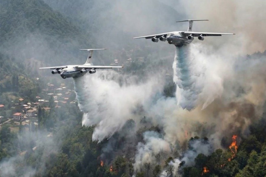 تصویر مهار آتش در جنگل های الیت؛ ۸ هکتار جنگل آسیب دید