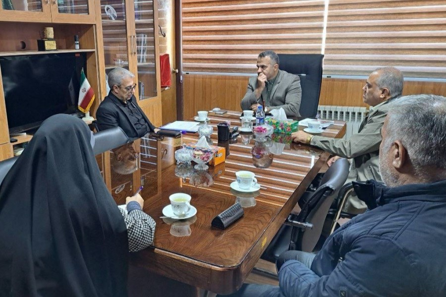 تصویر نان، نیاز اساسی مردم است