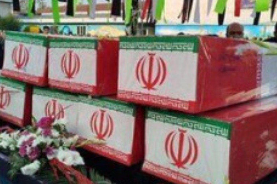 تصویر رشت در سوگ ۷ شهید گمنام&#47; پیکر شهدا گمنام دفاع مقدس تشییع شد