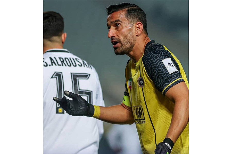 تصویر سپاهان با اقتدار، الحسین را از صدر جدول پایین کشید