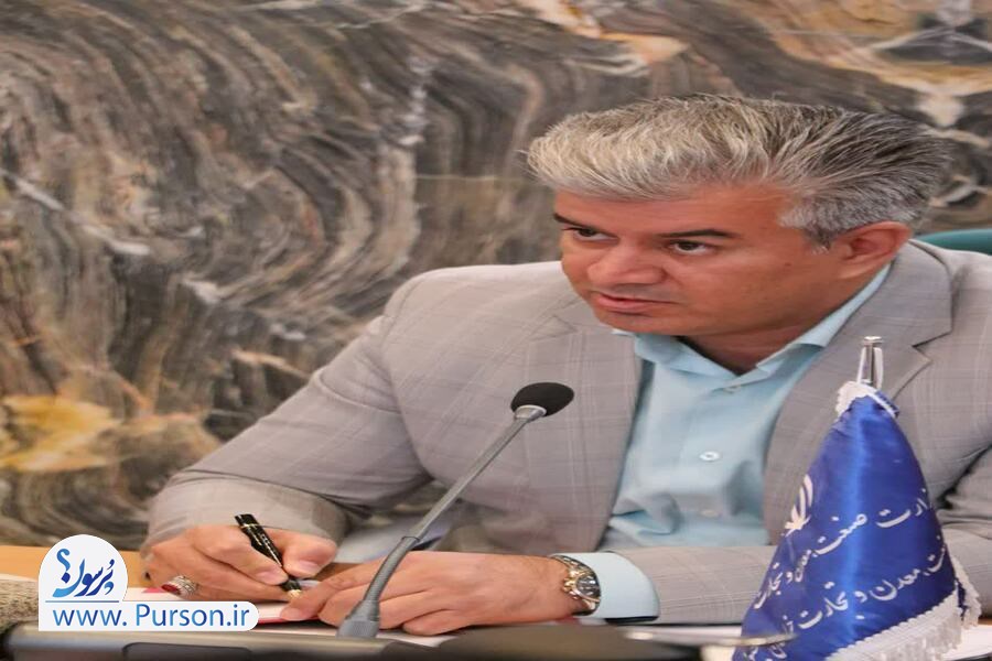 تصویر تأثیر کولبری سامان‌یافته بر بازار کالاهای اساسی؛ کاهش چشمگیر قیمت موز و ورود محموله‌های جدید