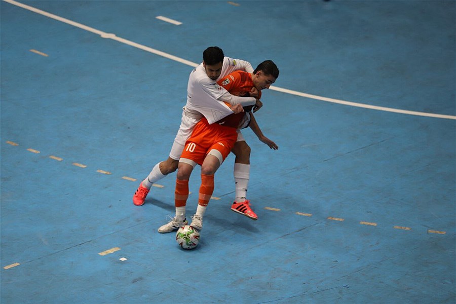 گیتی‌پسند و مس سونگون، گره کور صدرنشینی را کورتر کردند