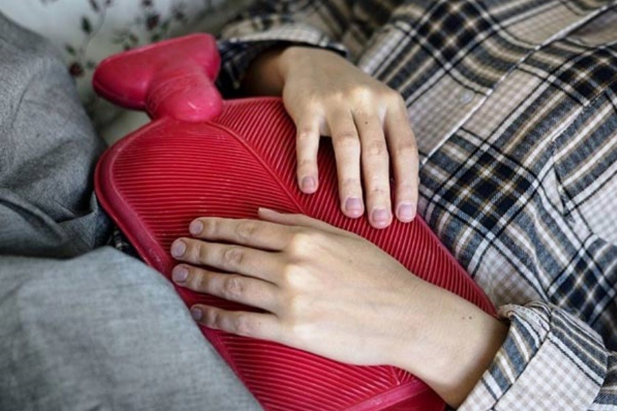 راهکارهای طب سنتی برای کاهش درد قاعدگی