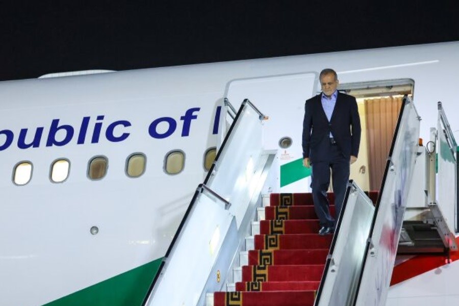 رئیس‌جمهور ایران وارد قزاقستان شد