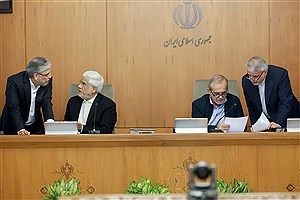 اصلاح از درون یا استیضاح از بیرون؟ توپ در زمین دولت