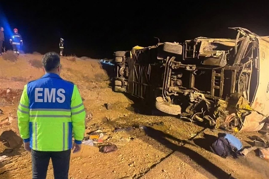 فاجعه مرگبار اتوبوس در مسیر  اصفهان _تهران؛ ۱۳ نفر کشته شدند