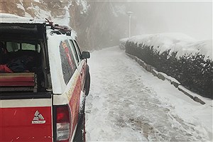 نبرد نفس‌گیر آتش‌نشانان با غول یخی صفه؛ عملیات نجات ۴ مرد از دهانه‌ی قلعه‌دیو در کولاک