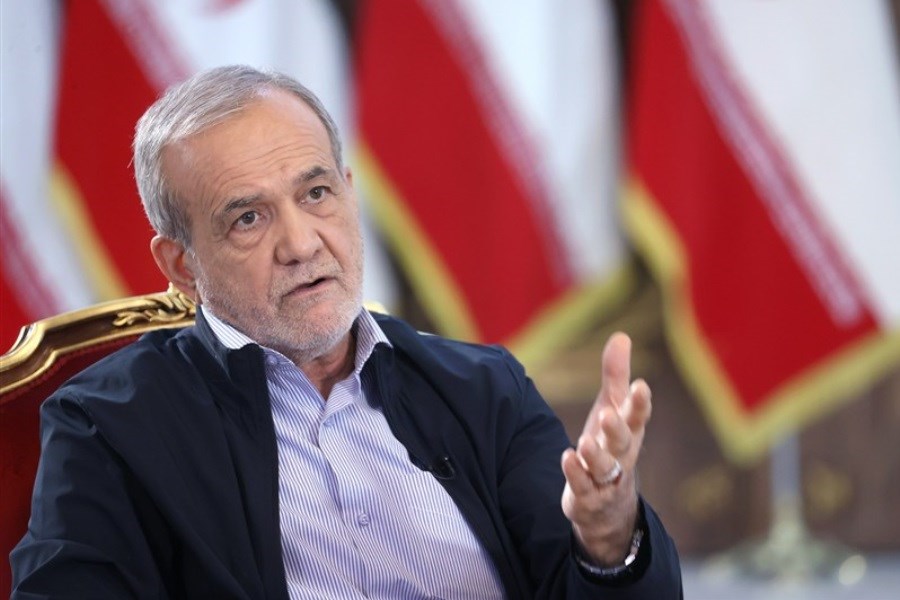 پزشکیان: اگر معیشت مردم حل نشود، مسئولیت معنا ندارد