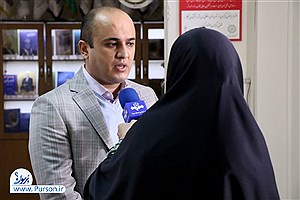 نسل جوان منتقد است، نه بریده از انقلاب