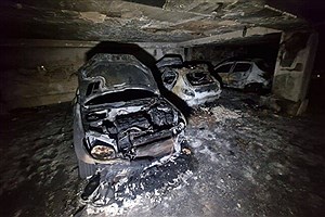 آتش‌سوزی گسترده در پارکینگ یک ساختمان مسکونی 6 طبقه در تهران