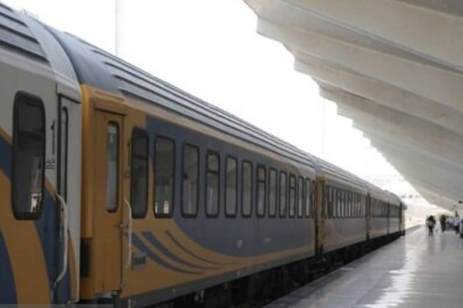 آغاز پیش‌فروش بلیت قطارهای مسافری بهمن‌ماه از امروز