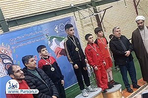 نیما آزره در مسابقات کشتی جام پرچم مقام اول را کسب کرد