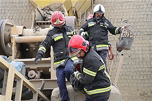 آه از معدن آمرزیدآباد/ جان کارگر ۵۰ ساله زیر دندان سنگ‌شکن پرپر شد