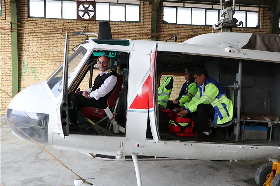 بال‌های نجات بر فراز کویر/ پرواز امید در خور و بیابانک آغاز شد