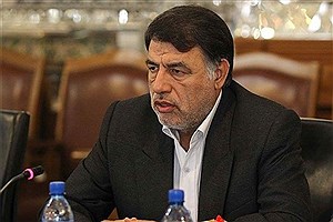 منصوری آرانی: اعزام ناوهای آمریکا جنگ روانی است، نه تغییر راهبردی