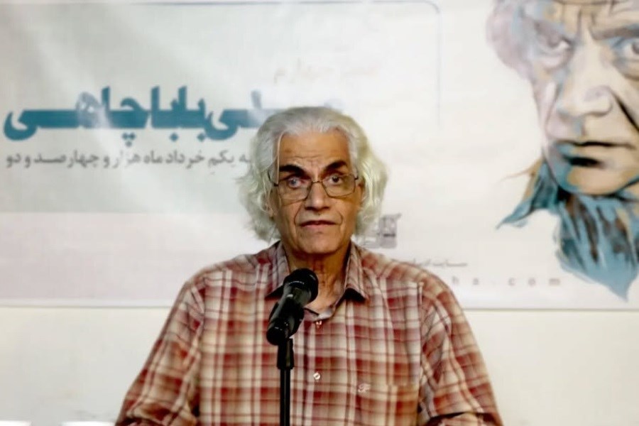 پیکر شاعر و منتقد ایرانی علی باباچاهی فردا تشییع می‌شود