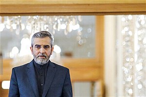 ما باید از ایران دفاع کنیم