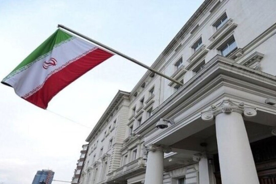 نگهبانی از تنگه هرمز نیازی به نیروی کار خارجی ندارد