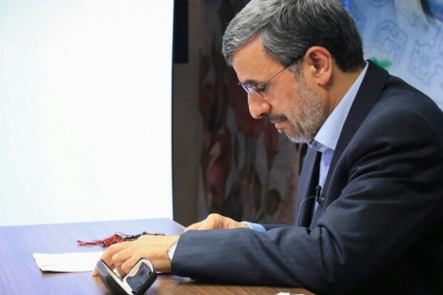 تبریک احمدی‌نژاد به رهبر انقلاب