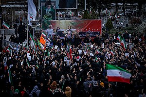 اختصاصی پُرسون: تشییع پیکر مطهر هشت شهید جنگ رمضان در قزوین کربلایی به پا کرد!/ این طفل بیست روزه چه گناهی داشت؟