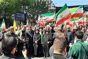 چهلمین روز شهادت رهبر انقلاب؛ مراسم باشکوه در خیابان‌های تهران/ ویدیو