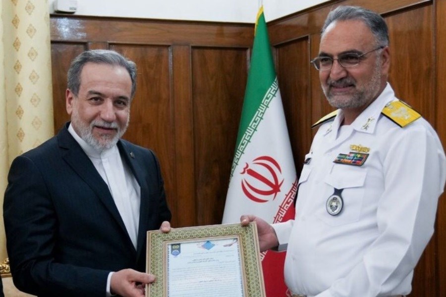 دیدار جانشین فرمانده نیروی دریایی ارتش با وزیر امور خارجه