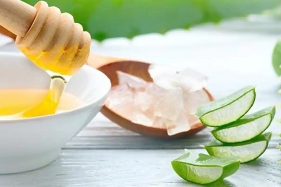 ماسک عسل و آلوئه‌ورا؛ بمب آبرسان و تسکین‌دهنده پوست