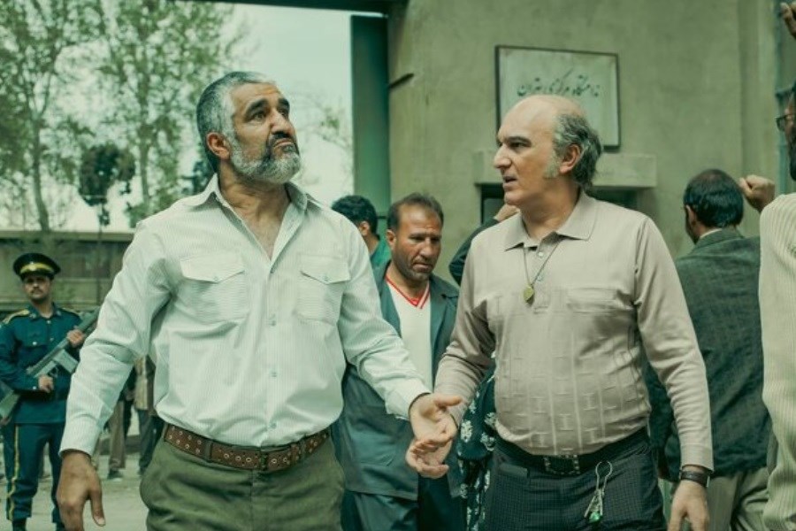 تصویر فیلم آنتیک با بازی پژمان جمشیدی به روز اول اکران نرسید