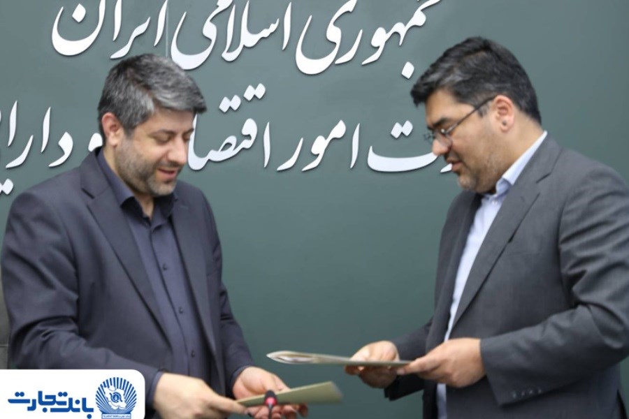 مشارکت بانک تجارت در اعطای تسهیلات حمایتی به کسب‌وکارهای آسیب دیده از جنگ تحمیلی سوم