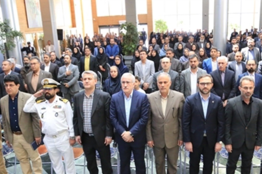 برپایی آیین تجلیل از بازماندگان ناو «دنا» در بانک کشاورزی