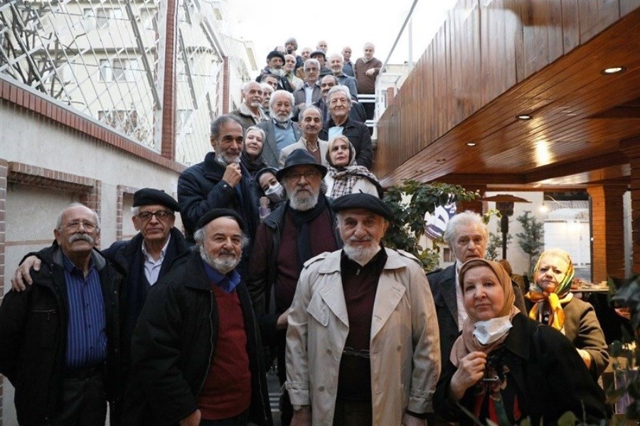 بازیگران پیشکسوت فراموش می‌شوند