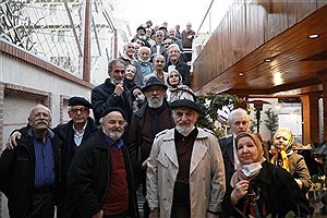 بازیگران پیشکسوت فراموش می‌شوند