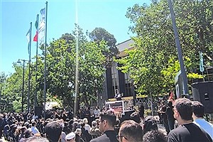 تشییع پیکر بهناز نازی در مقابل تالار وحدت برگزار شد