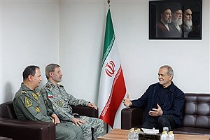 رئیس‌جمهور: ارتش نماد اقتدار و آمادگی دفاعی ایران است