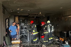 وحشت در آسمان اصفهان؛ عملیات نفس‌گیر آتش‌نشانان برای نجات ۶۰ نفر از میان شعله‌های آتش و دود