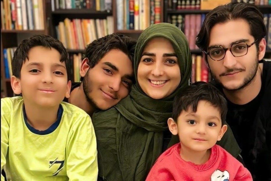سورپرایز احساسی ستاره سادات قطبی با حضور چهار پسرش+ ویدئو