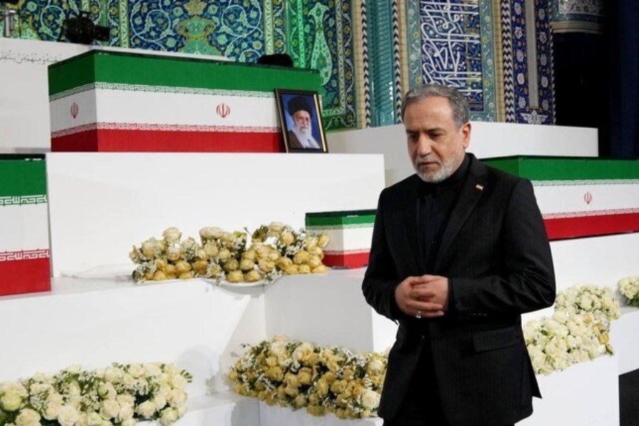 رهبر شهید دیپلماسی را به زبان کرامت ملی تبدیل کرد