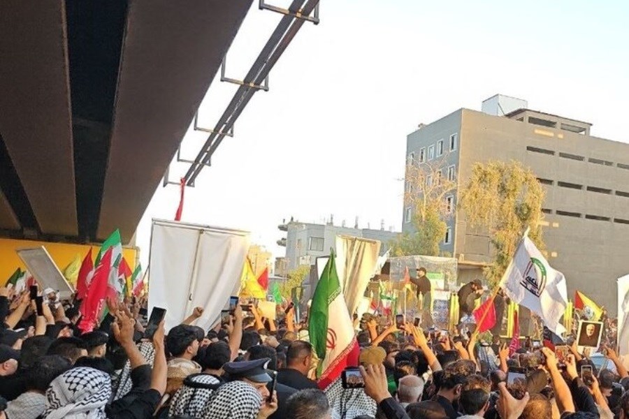 مشارکت بیش از ۲ میلیون نفر در مراسم تشییع رهبر شهید ایران در نجف