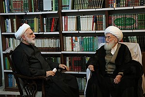 دستگاه قضا با اخلالگران امنیت و اقتصاد قاطعانه برخورد کند