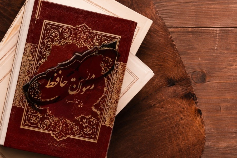 دفتر اول مثنوی چند بیت است؟