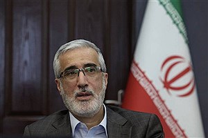 داروسازان پای کار تاب‌آوری سلامت؛ تولید داخل در خط مقدم تأمین دارو