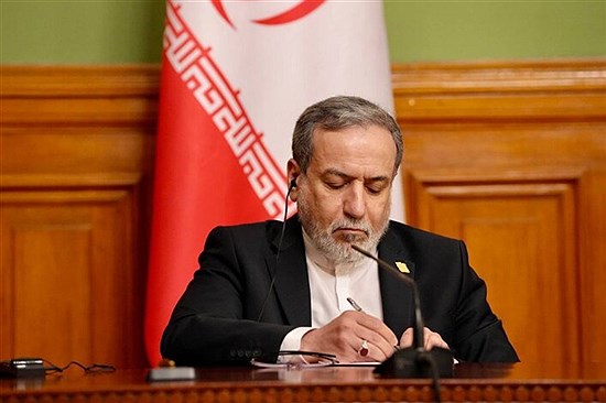 عراقچی: آمریکایی‌ها هزینه واقعی دستکاری بازار انرژی را می‌پردازند