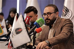 در دوران جنگ سنگر تئاتر را حفظ کردیم